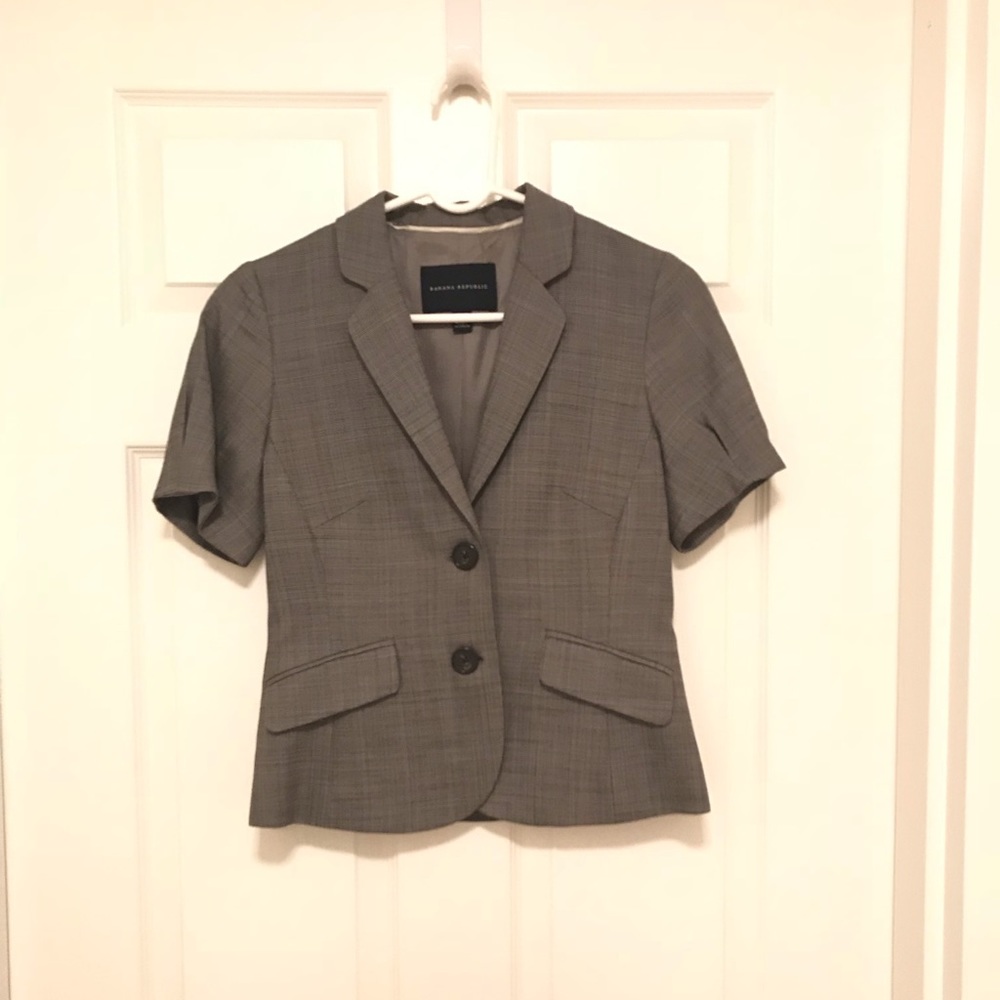 Banana Republic short sleeve blazer